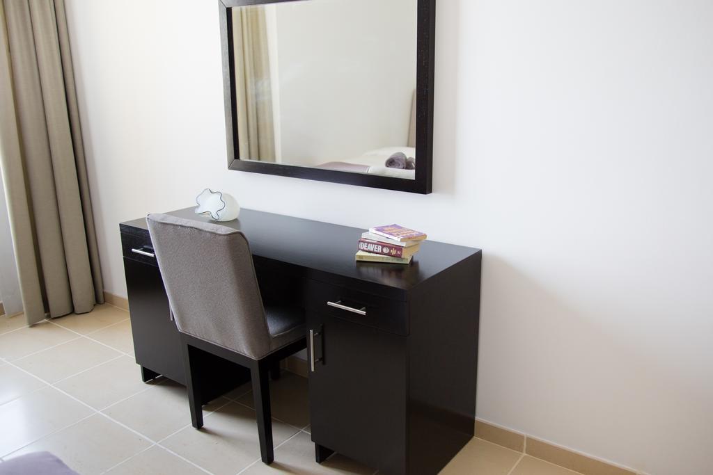 Hi Guests Vacation Homes - Shams Dubai Bagian luar foto