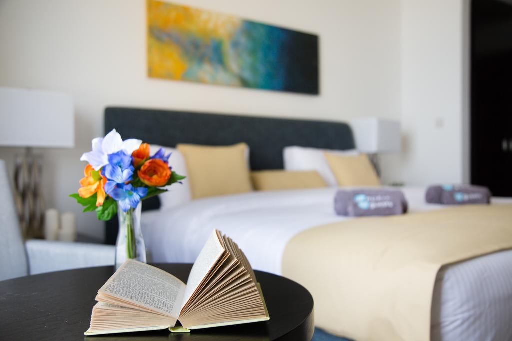 Hi Guests Vacation Homes - Shams Dubai Bagian luar foto