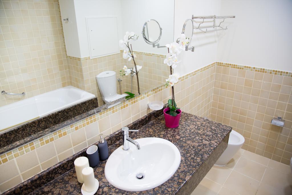 Hi Guests Vacation Homes - Shams Dubai Bagian luar foto