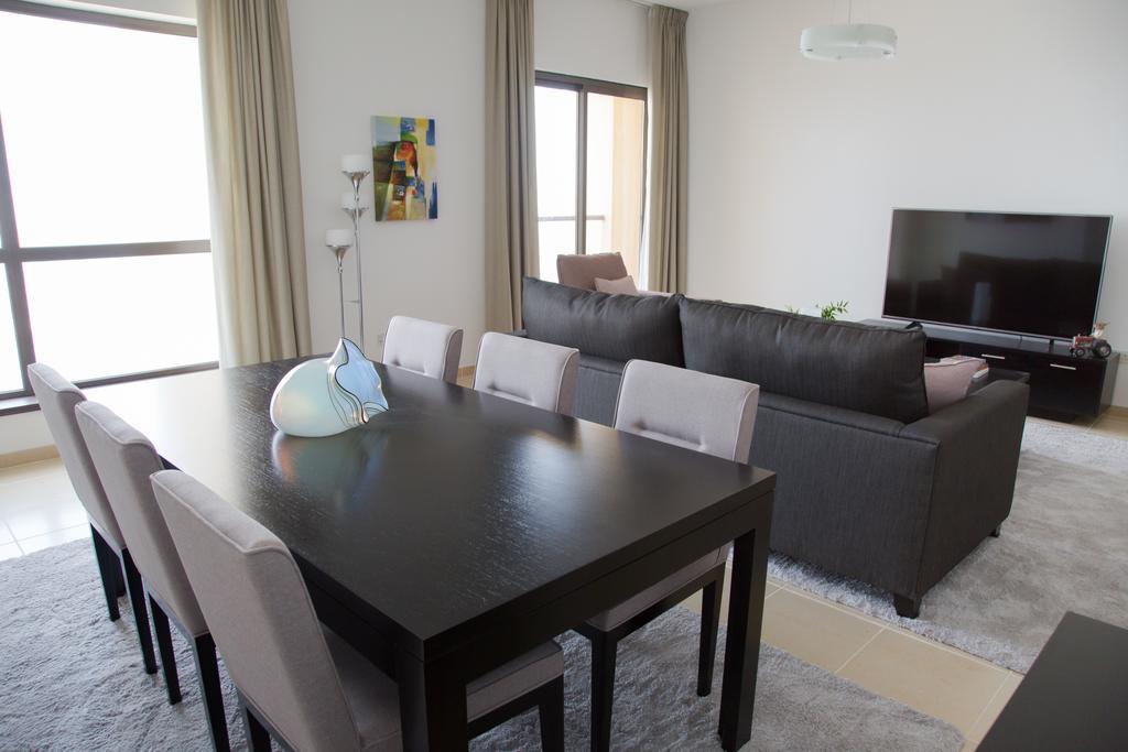 Hi Guests Vacation Homes - Shams Dubai Bagian luar foto