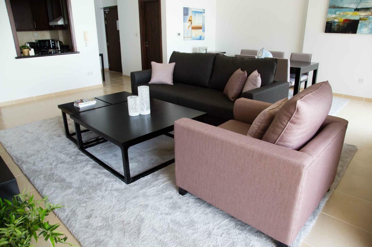 Hi Guests Vacation Homes - Shams Dubai Bagian luar foto
